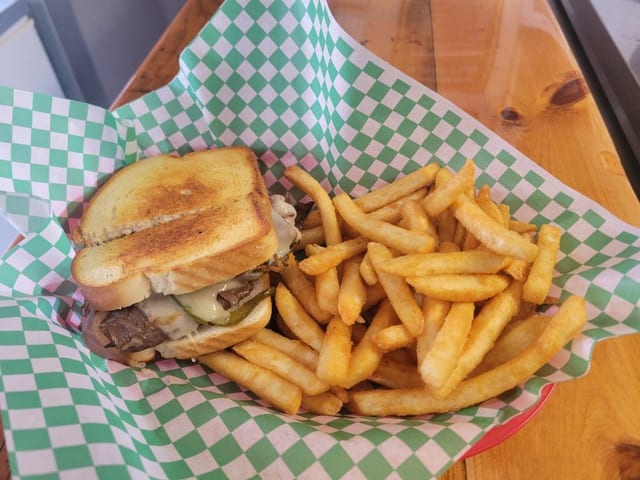 Hills Cheesesteak.